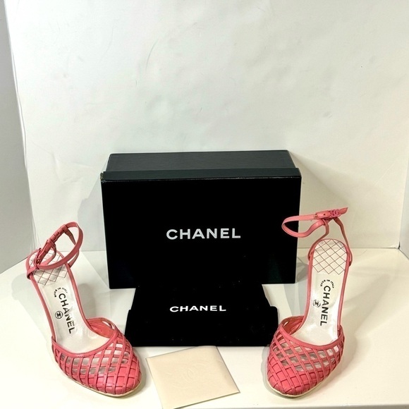 Chanel pumps - Picture 1 of 9